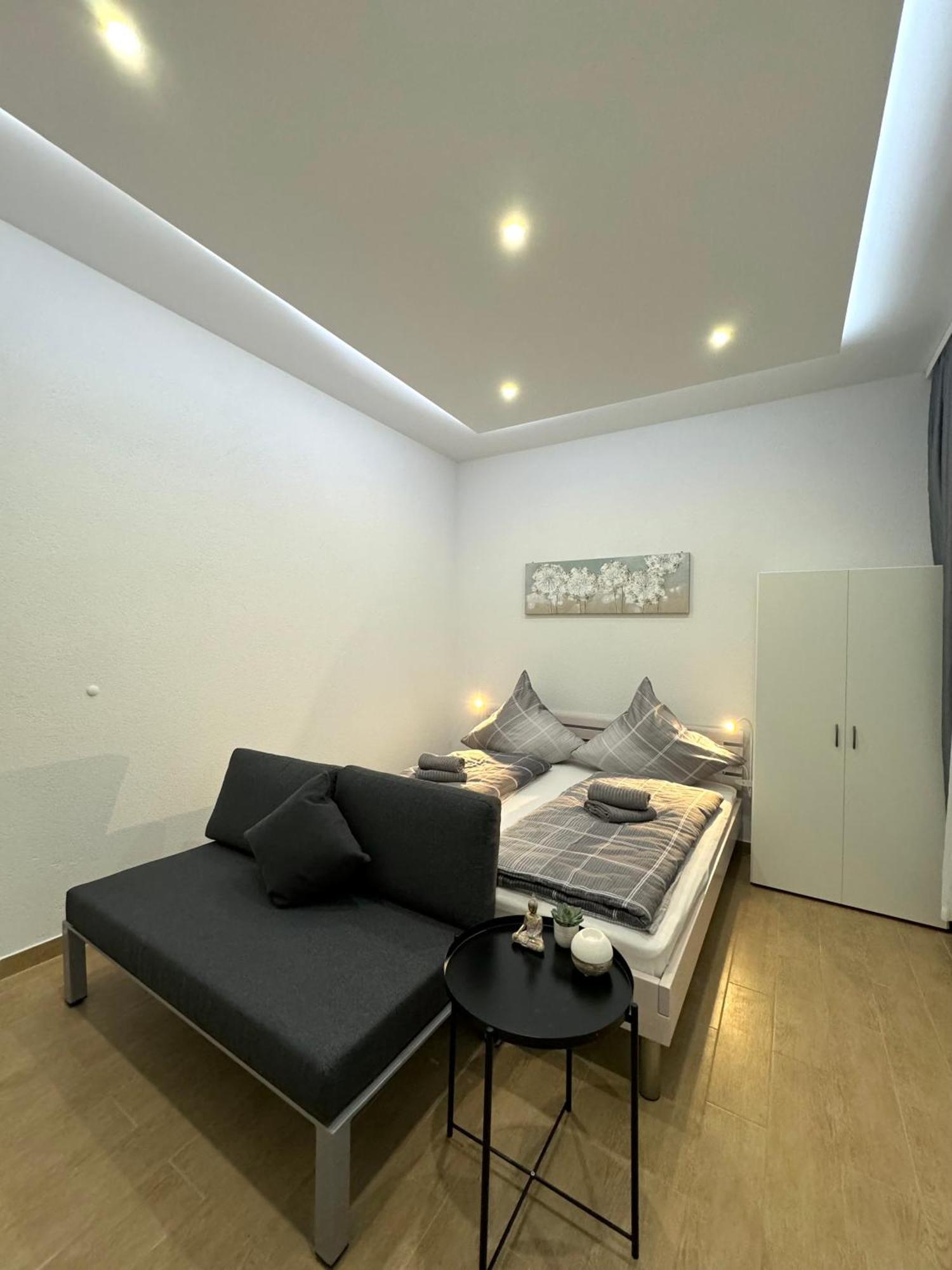 Micro Apartment Leipzig 2 Buitenkant foto
